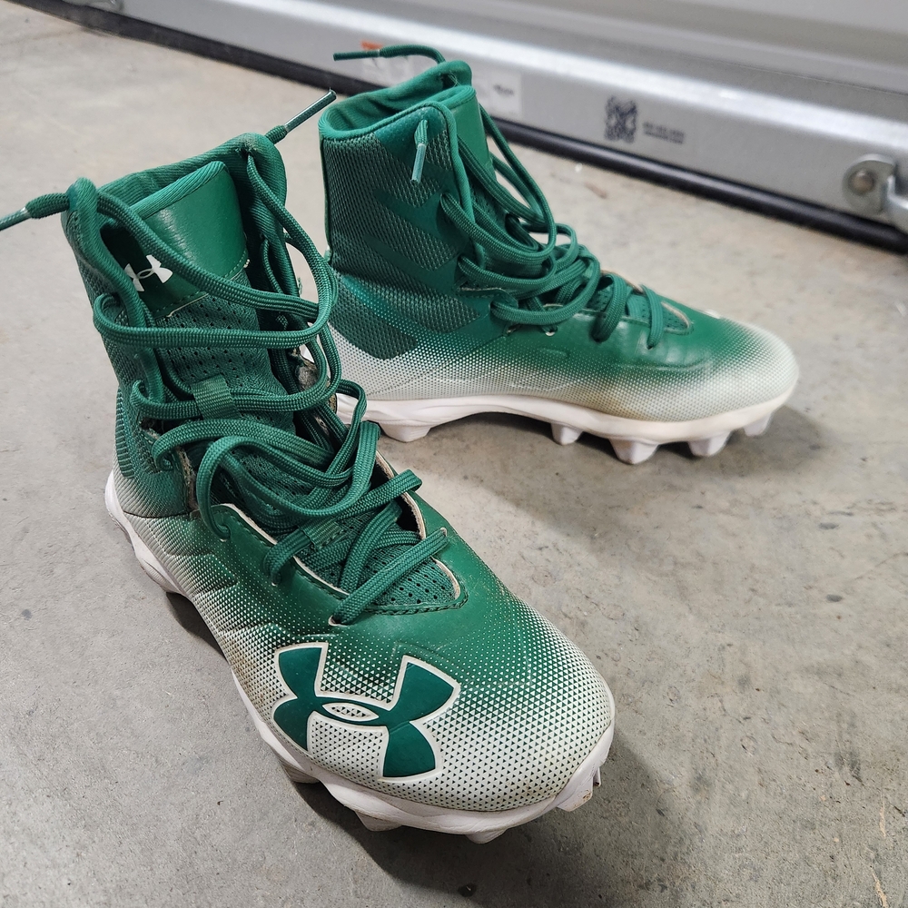 Under Armour Youth Size 3 Highlight Green Cleats